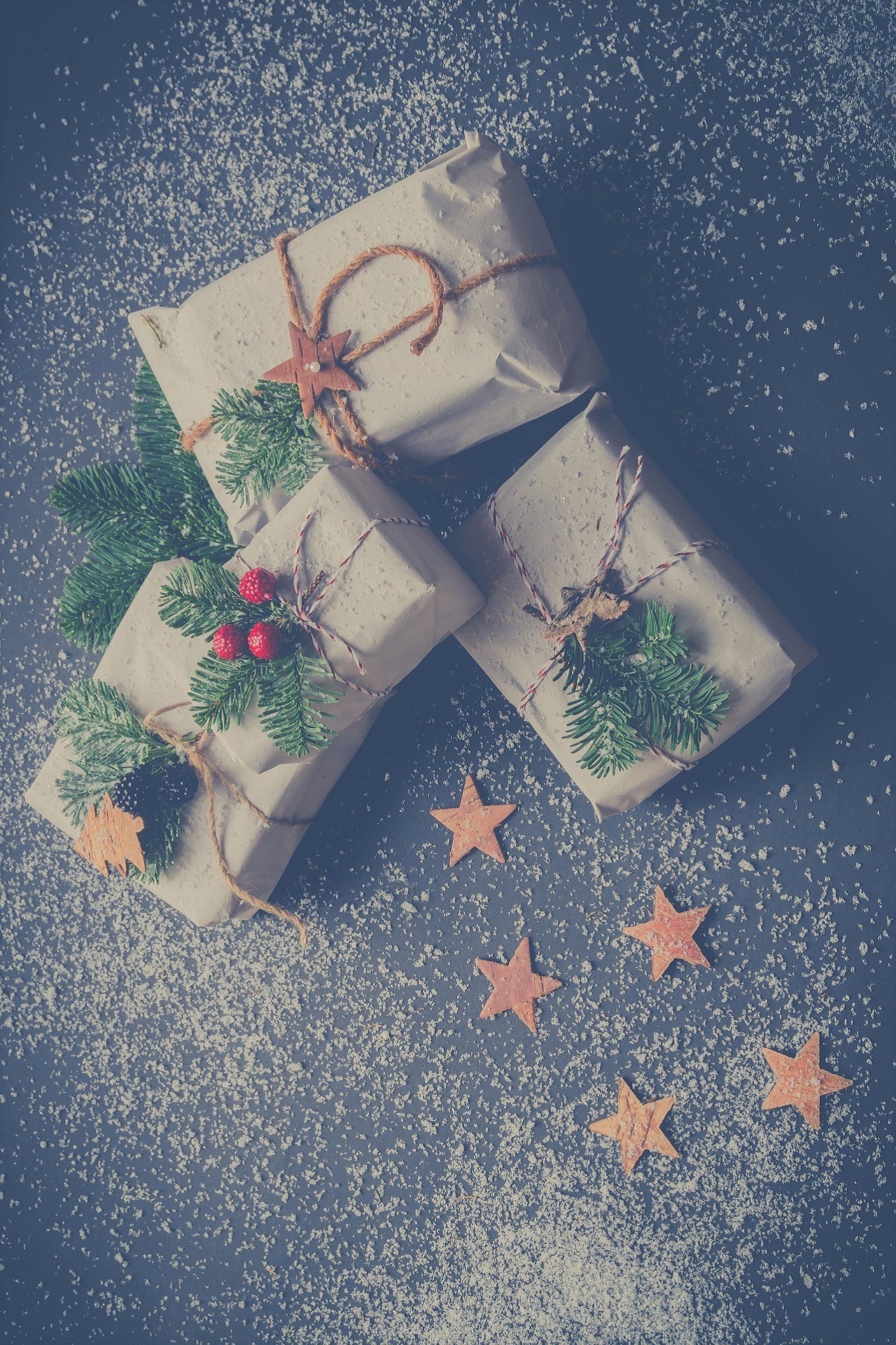 Come fa Babbo Natale a consegnare i regali per tempo?